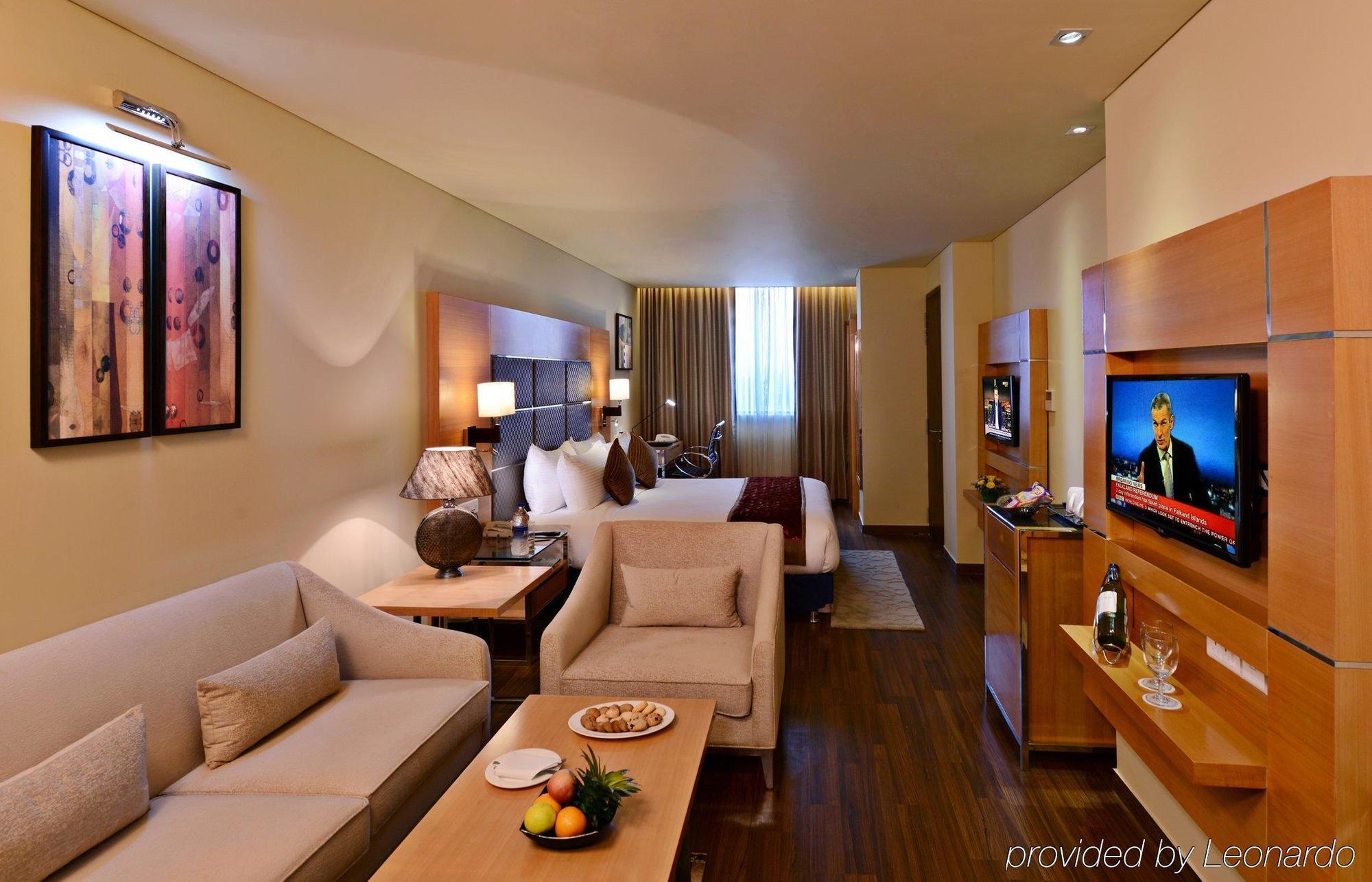Country Inn Panjim Goa ปณชี ภายนอก รูปภาพ