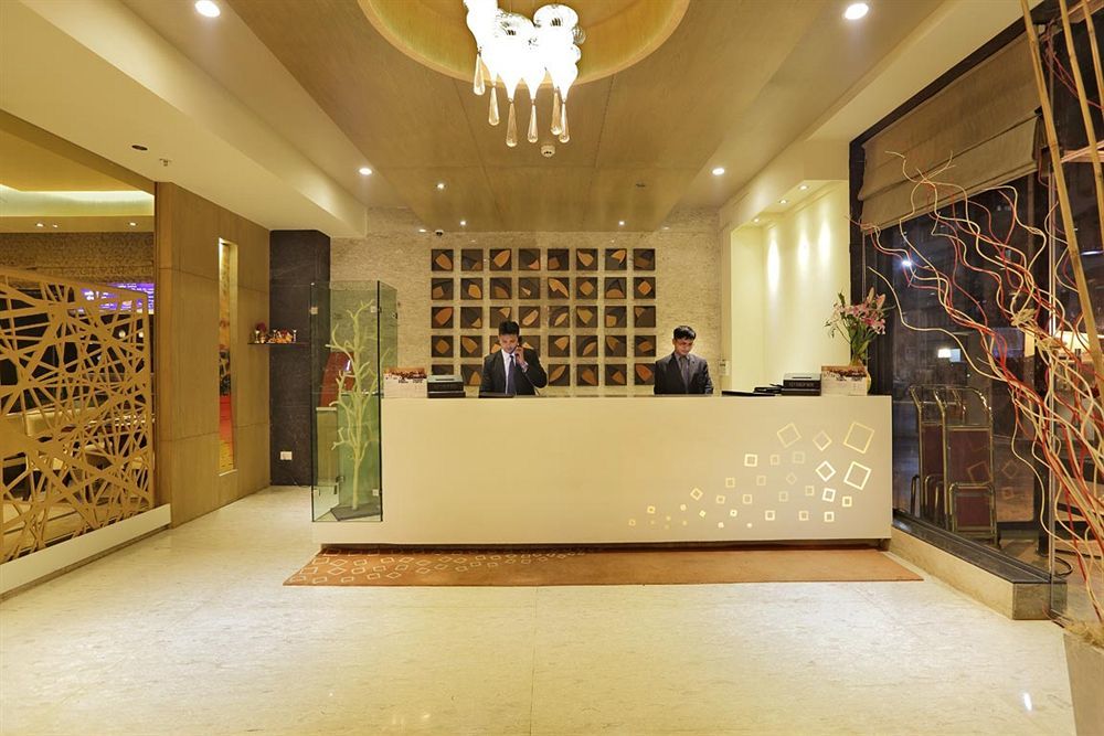 Country Inn Panjim Goa ปณชี ภายนอก รูปภาพ